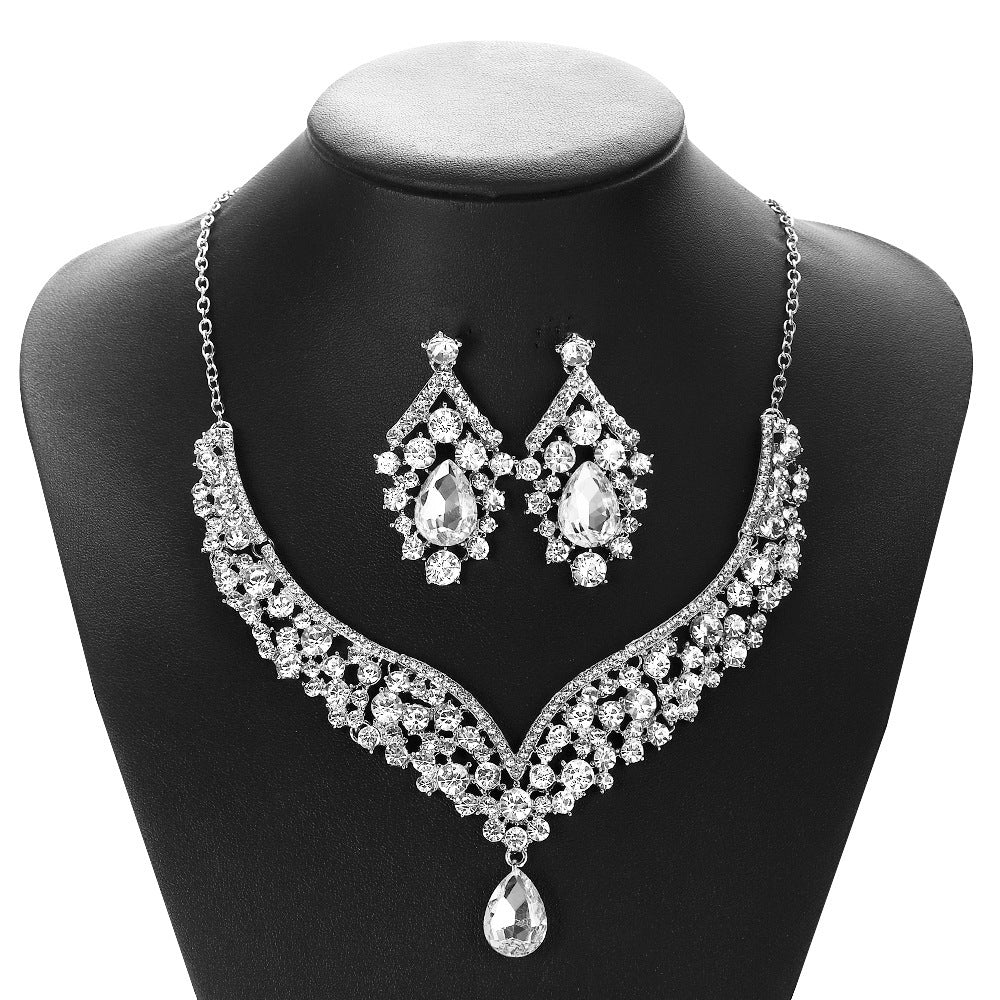 Dazzling Elegance: The Timeless Sparkle of Alloy Diamond Accessories GlamzLife