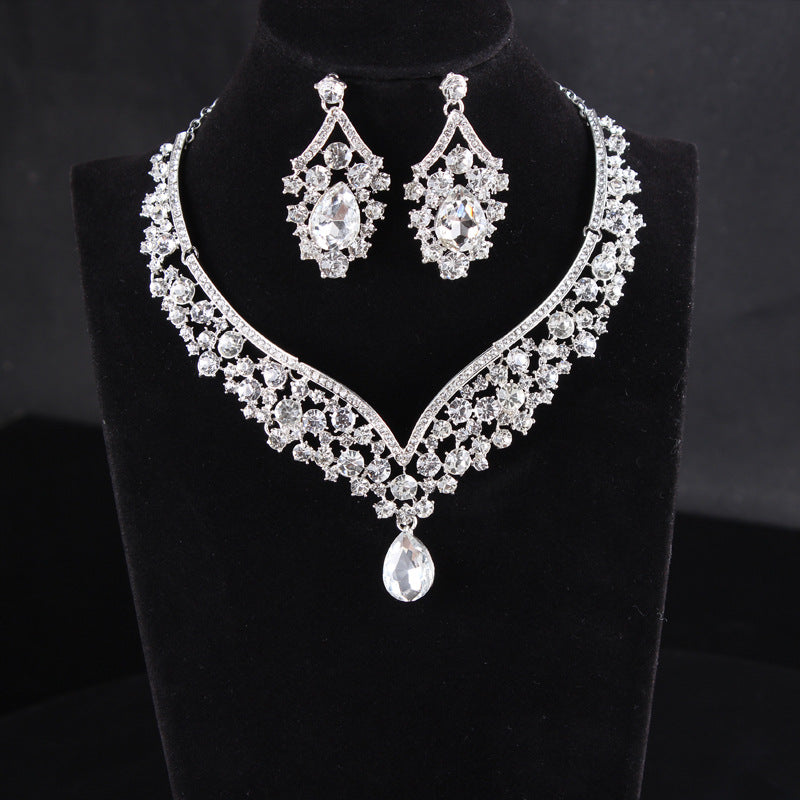 Dazzling Elegance: The Timeless Sparkle of Alloy Diamond Accessories GlamzLife