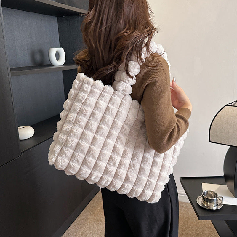 Plaid Handbags Winter Fashion High Capacity Shopping Plush Bag Korean Style Personalized Designer Luxury Tote Bags For Women GlamzLife