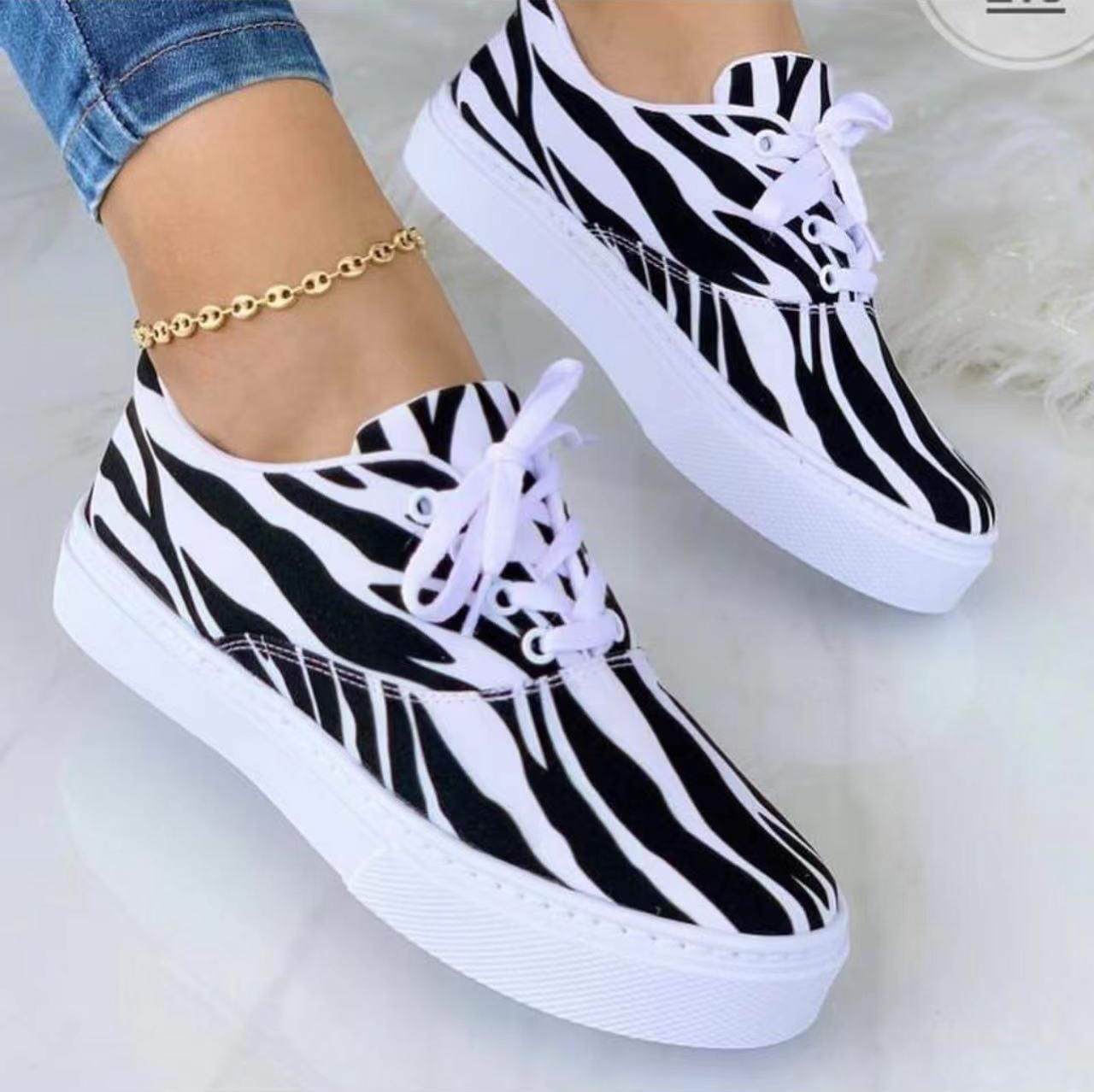 Lace-up Flats Shoes Print Canvas Fashion Walking Sneakers Women | GlamzLife