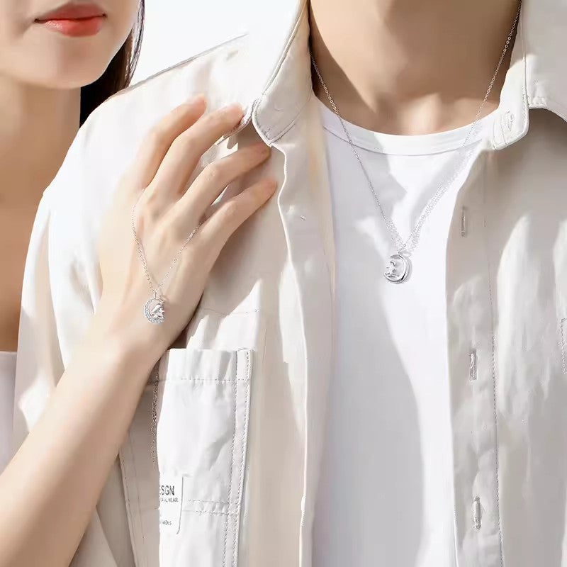 Meet Queqiao Couple Necklace Niche High-grade Design Star Moon | GlamzLife