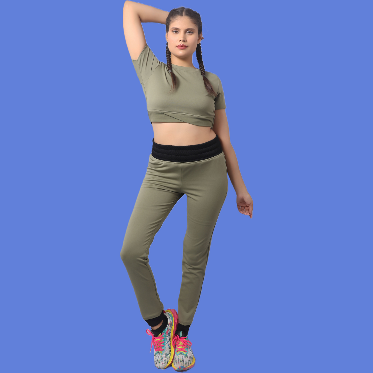 Comfy Olive Green Color Gym Suit | GlamzLife